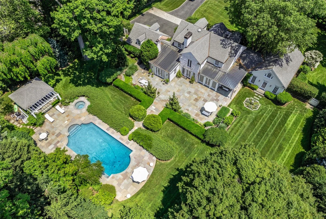 Photo of 325 Highland Road