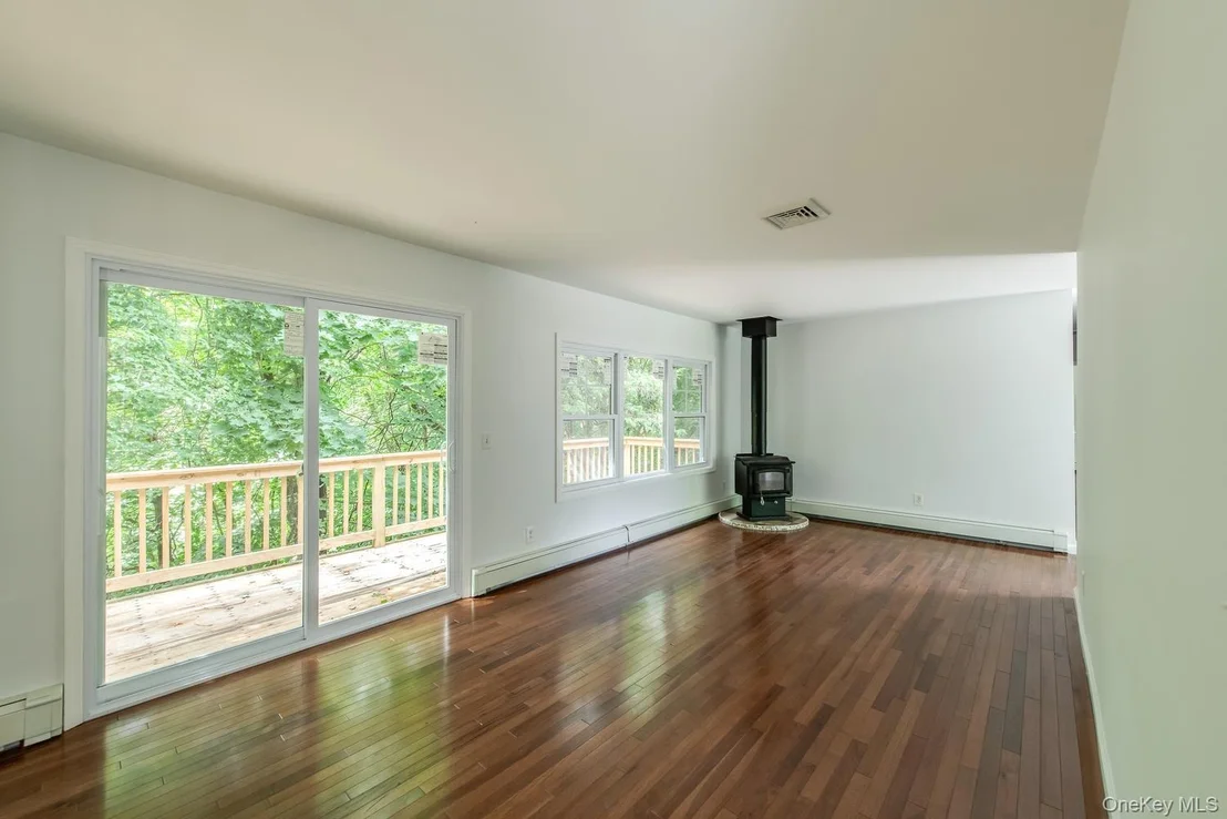 Photo of 33 Horizon Hill Drive