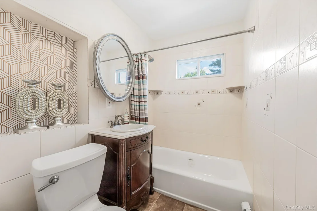 Photo of 397 Concord Road