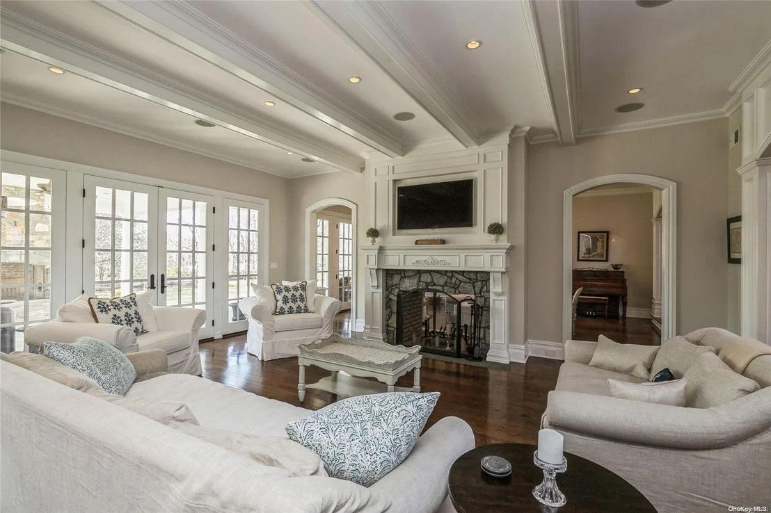 Photo of 20 Circle Road