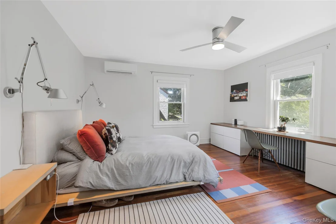 Photo of 10 Ashton Road