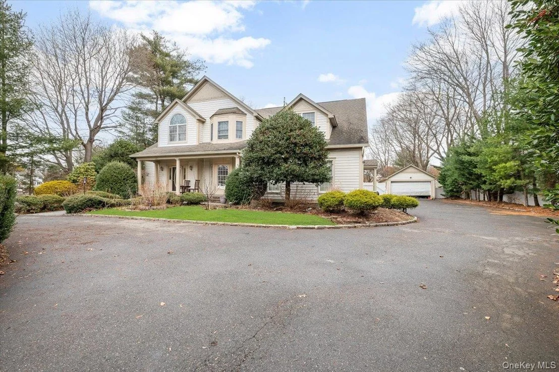 Photo of 21 Astor Avenue