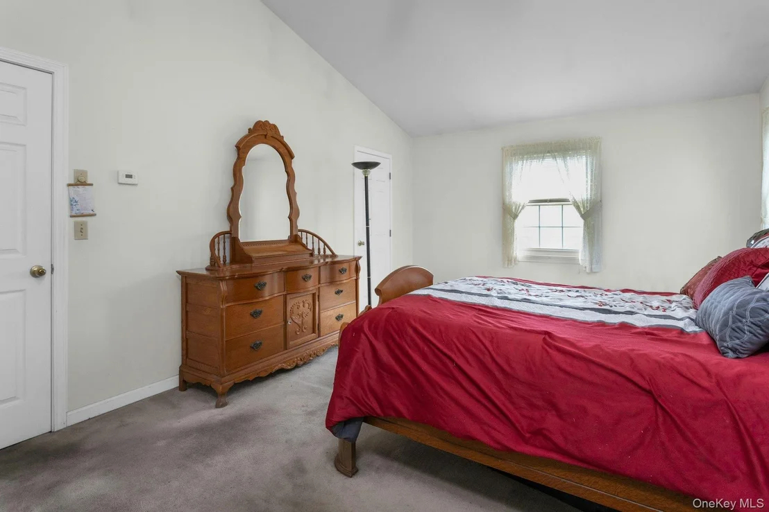 Photo of 86 Somerset Drive