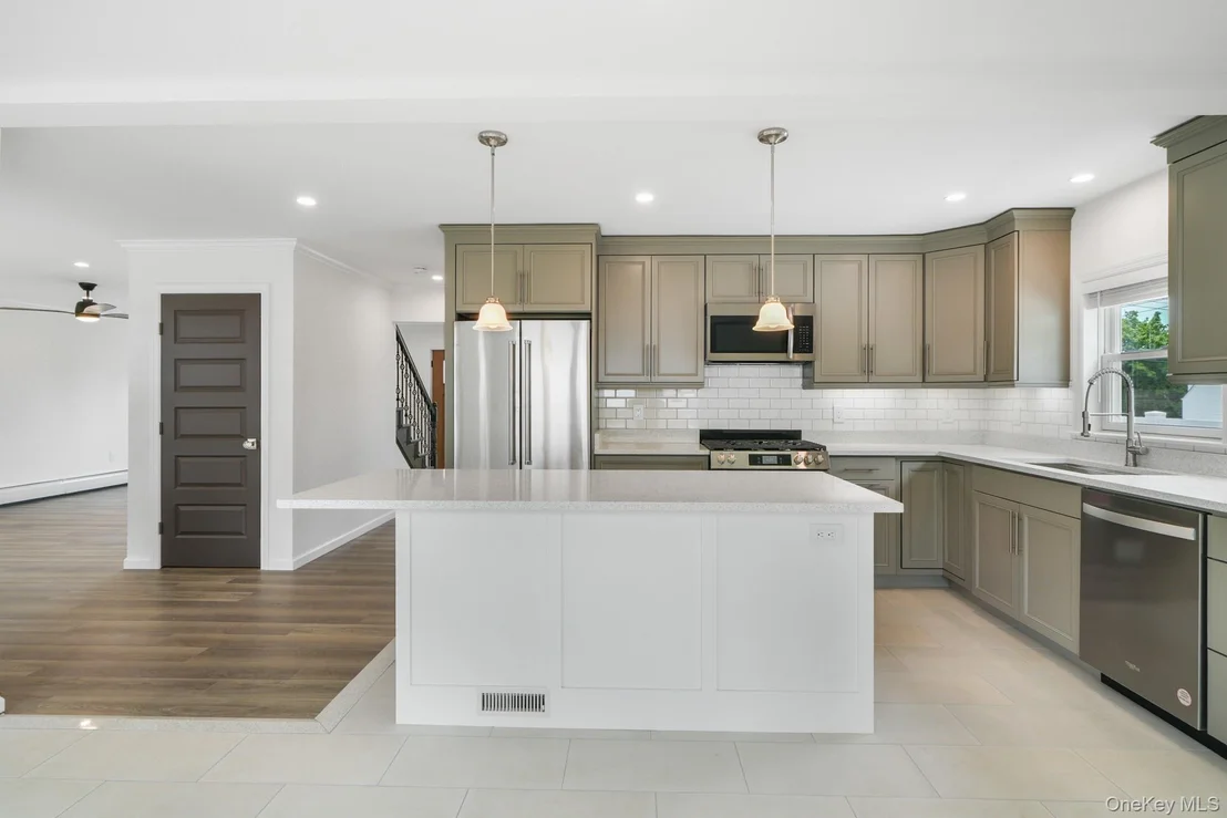 Photo of 54 Hazelton Road