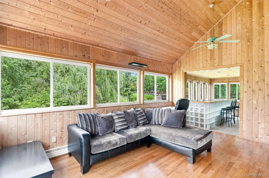 Photo of 289 Pine Grove Road