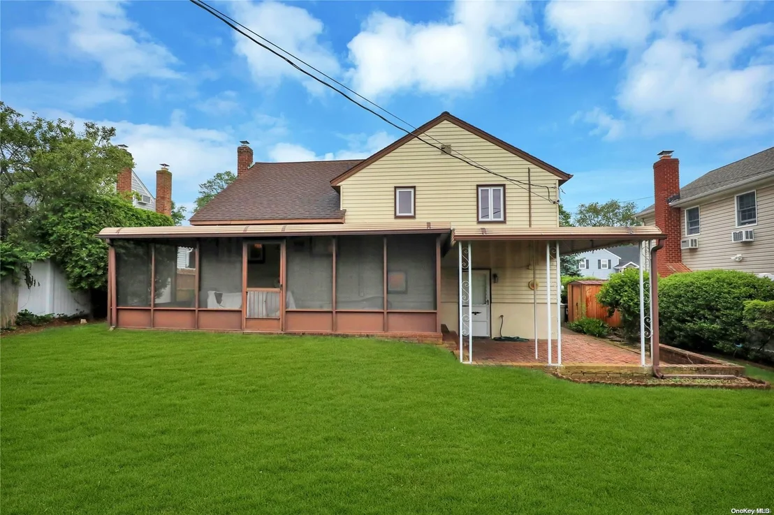 Photo of 16 Spencer Drive