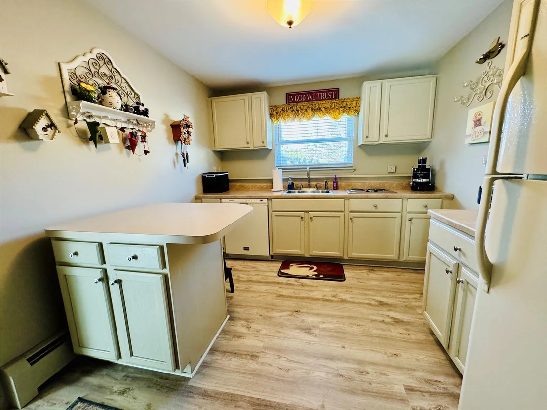 Photo of 97 Rolling Meadows Road