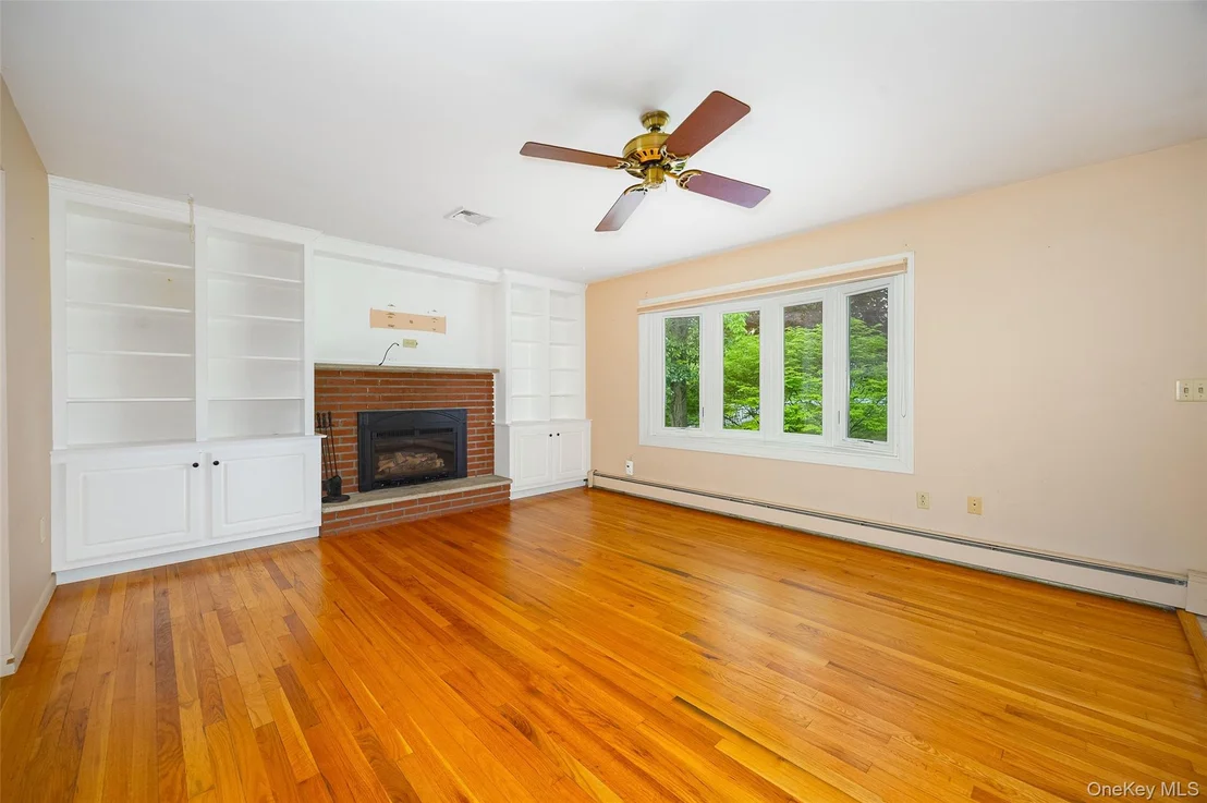 Photo of 24 Johns Boulevard
