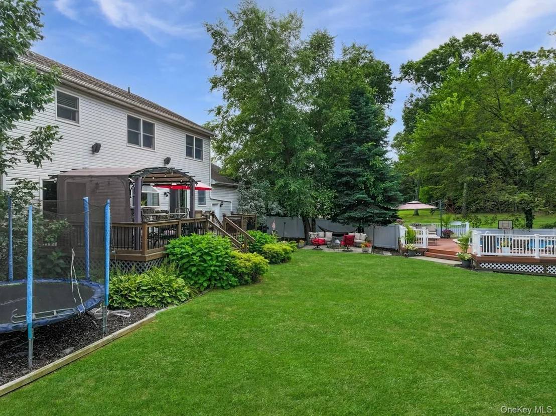 Photo of 87 Winchester Drive