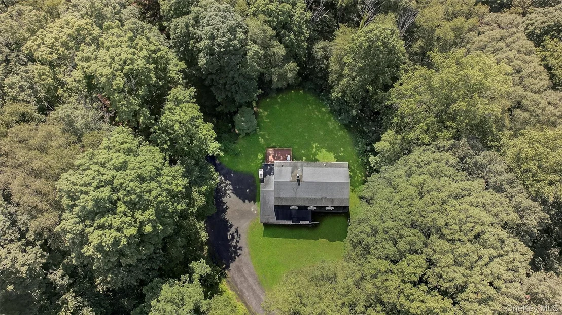 Photo of 300 Estrada Road