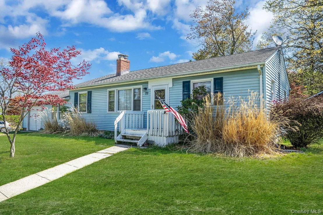 Photo of 77 Nautilus Drive