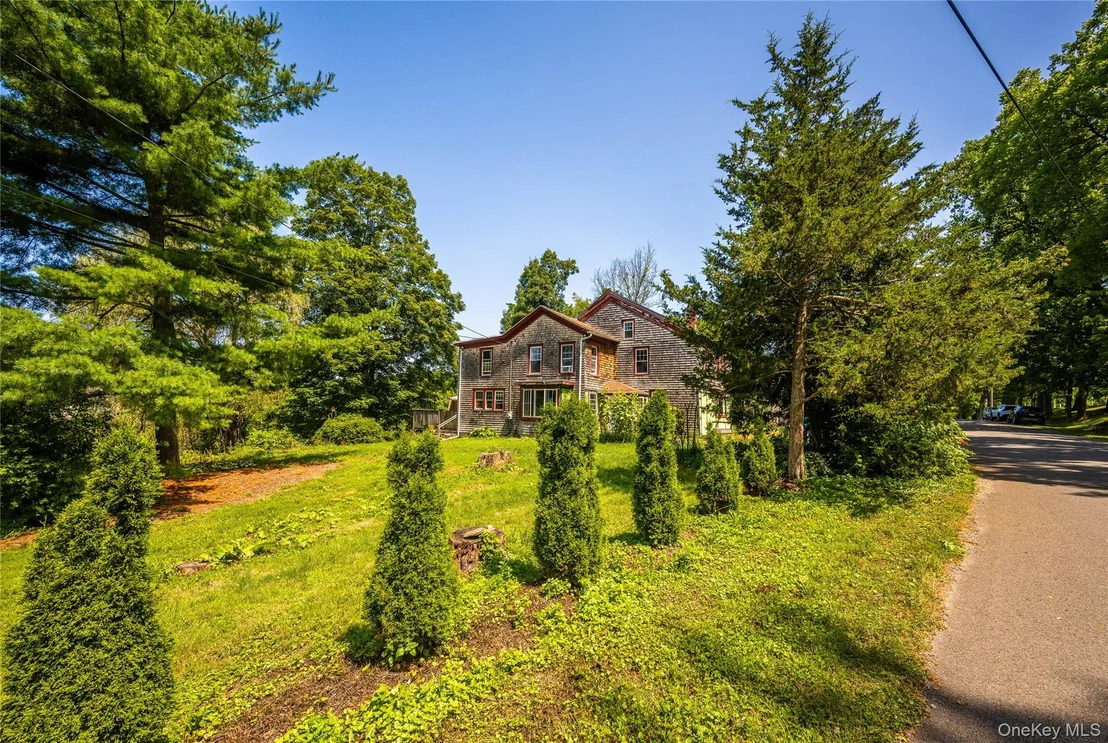 Photo of 35 Benton Road