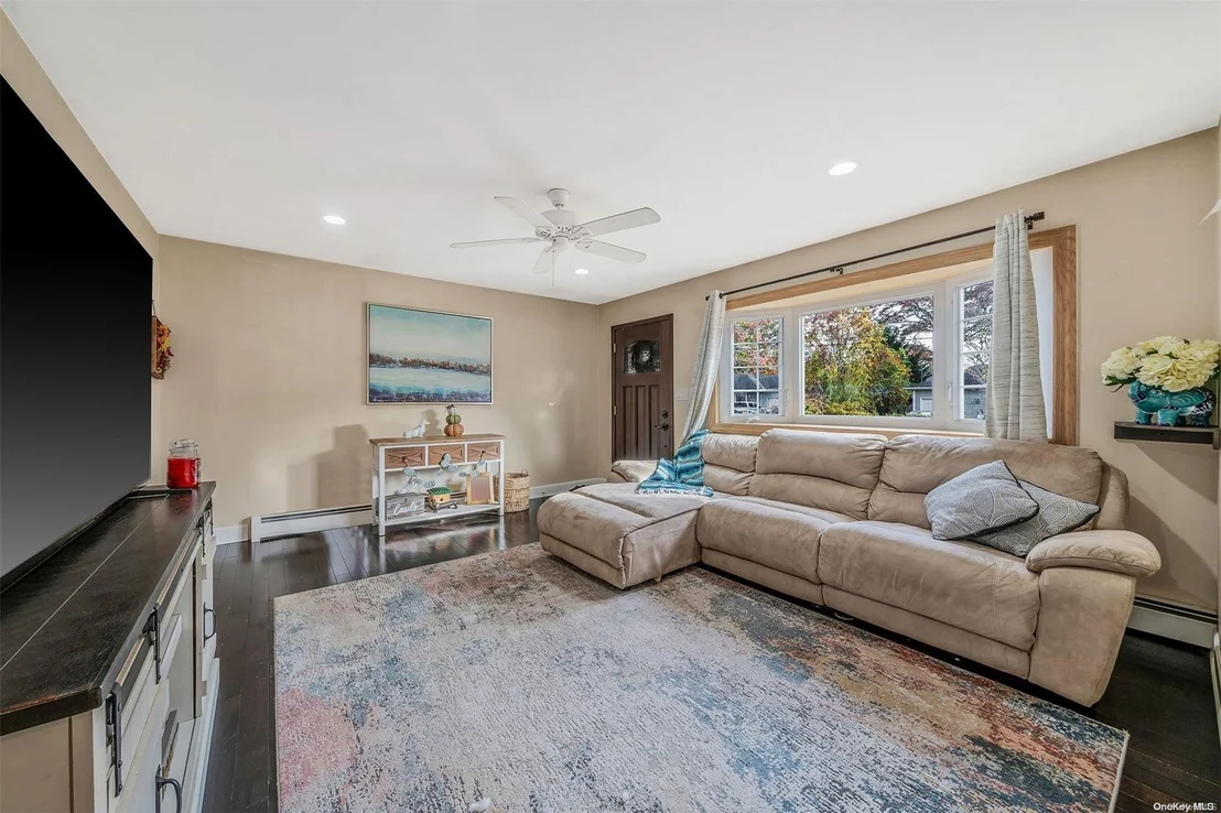 Photo of 19 Arrowhead Drive