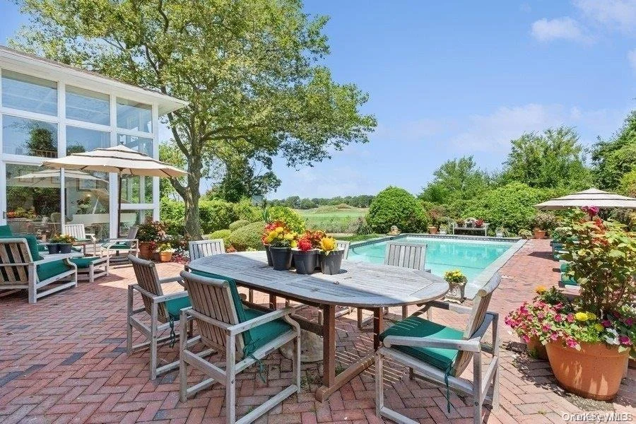 Photo of 30 Thixton Drive