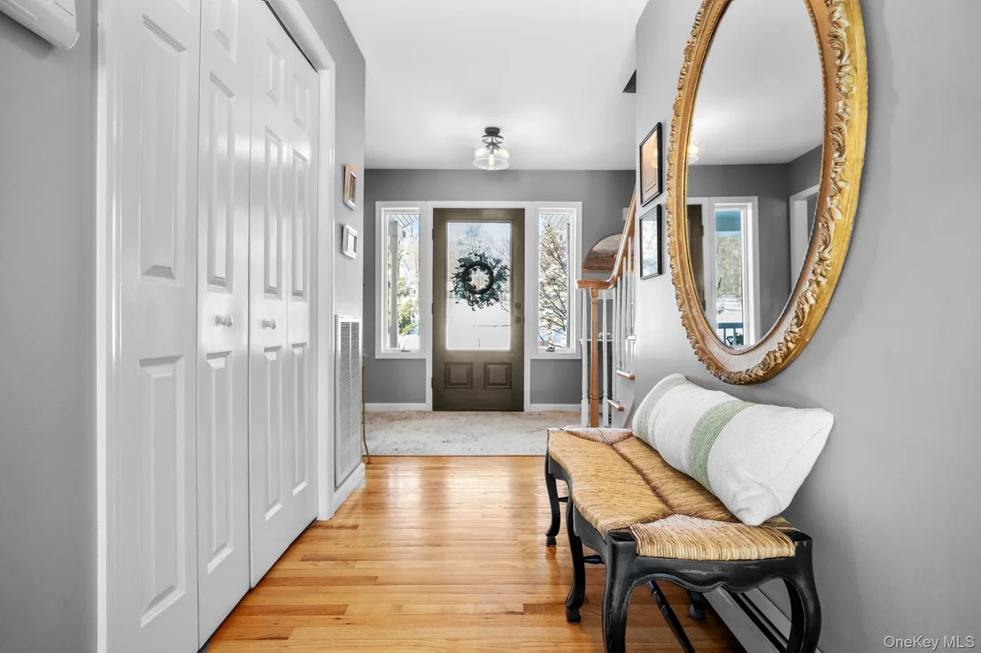 Photo of 6 Ridge Circle