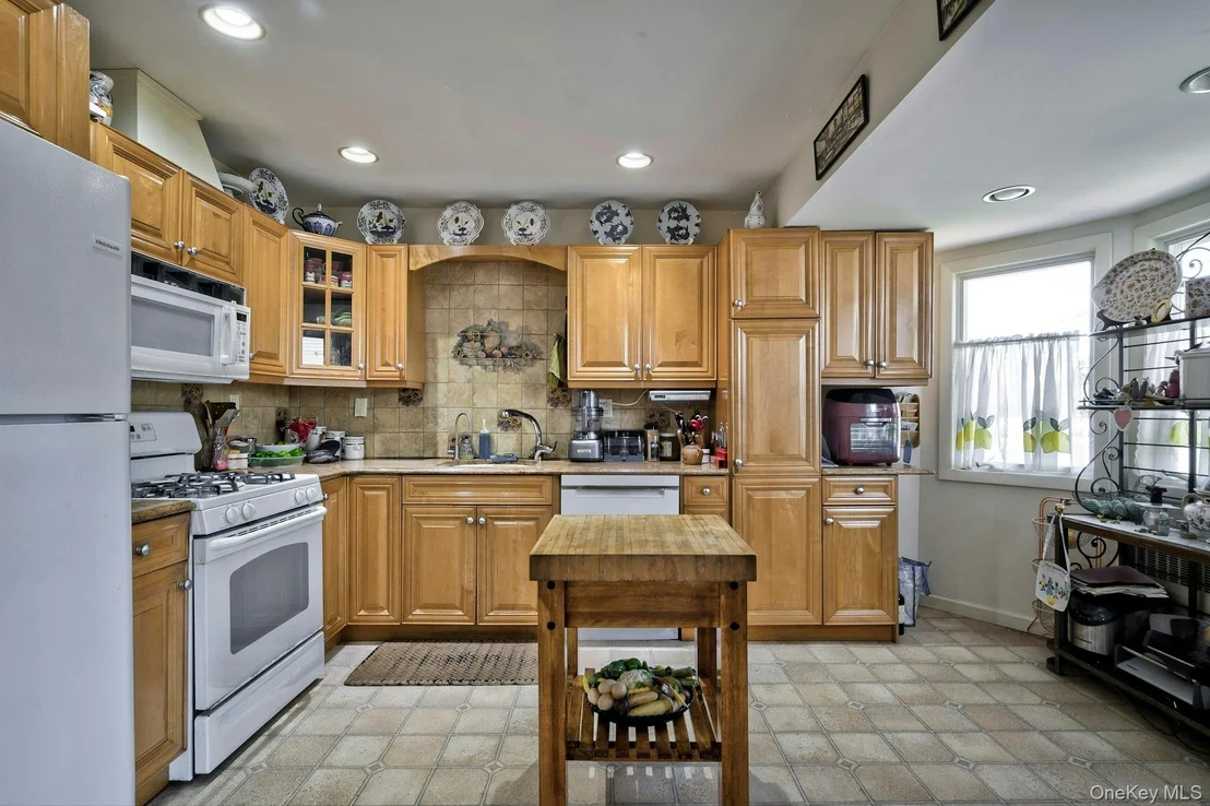 Photo of 3895 Green Place