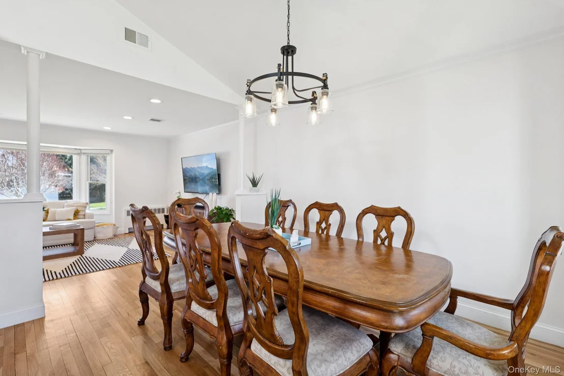 Photo of 15 Wayland Road