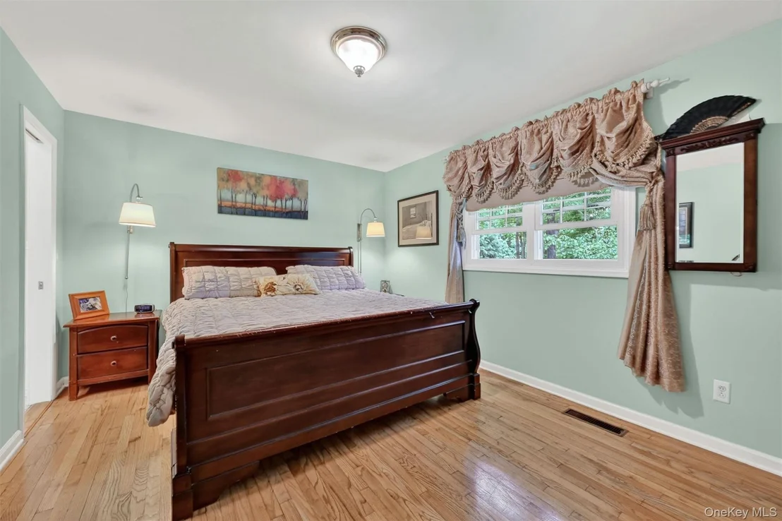 Photo of 8 Mountain Brook Road