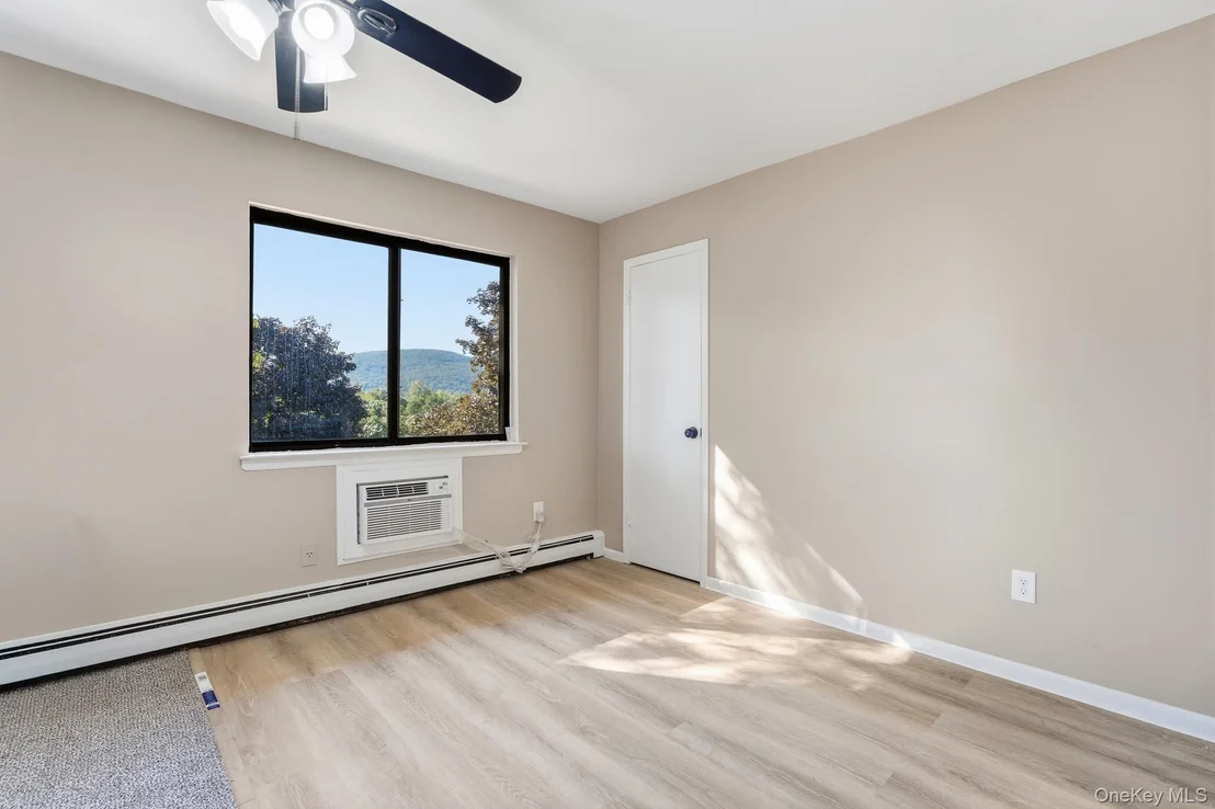 Photo of Unit 8 at 12 Skyline Drive