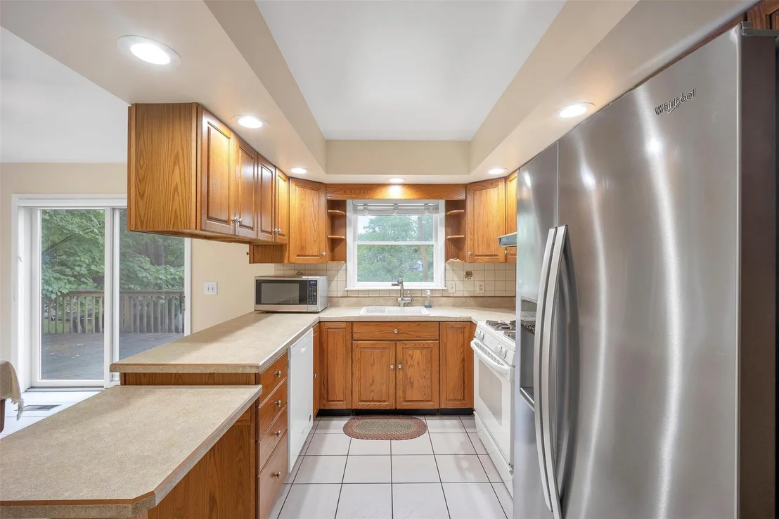 Photo of 7 Mailler Avenue