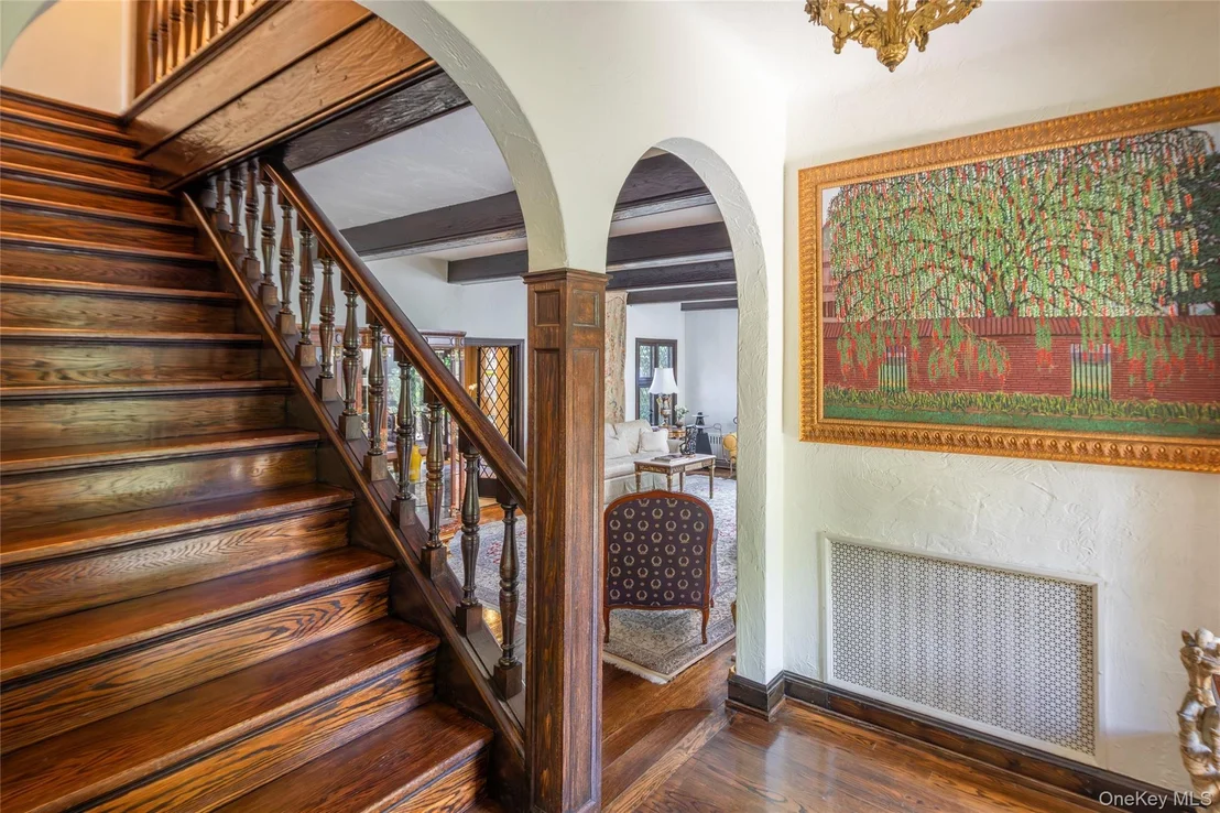 Photo of 18 Hemlock Road