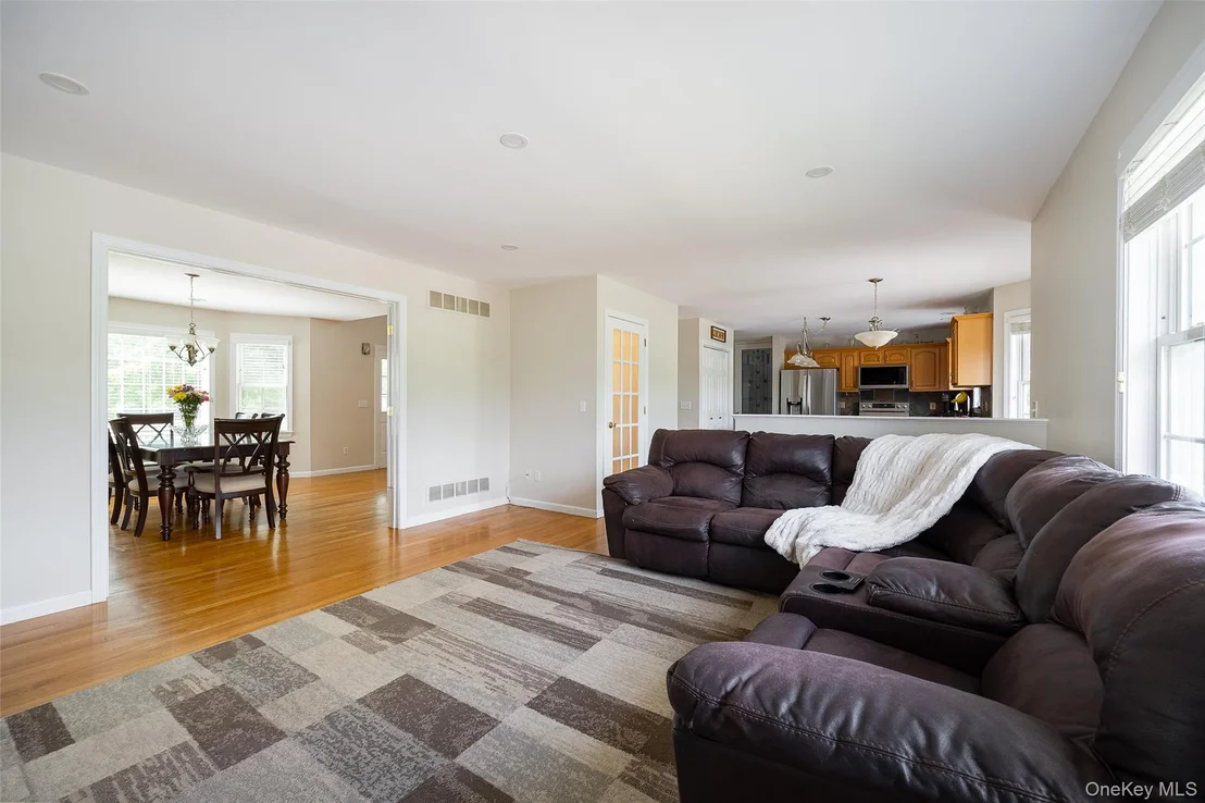 Photo of 89 Brookside Lane