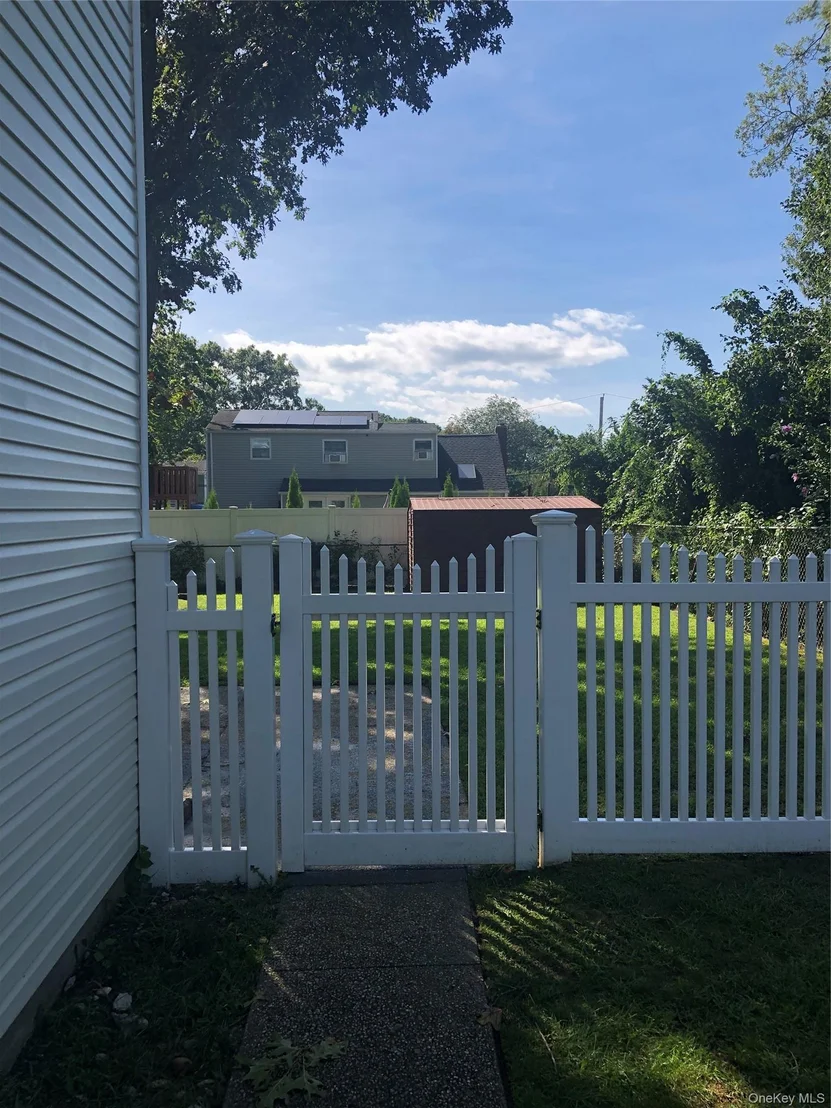 Photo of 22 Starfire Drive