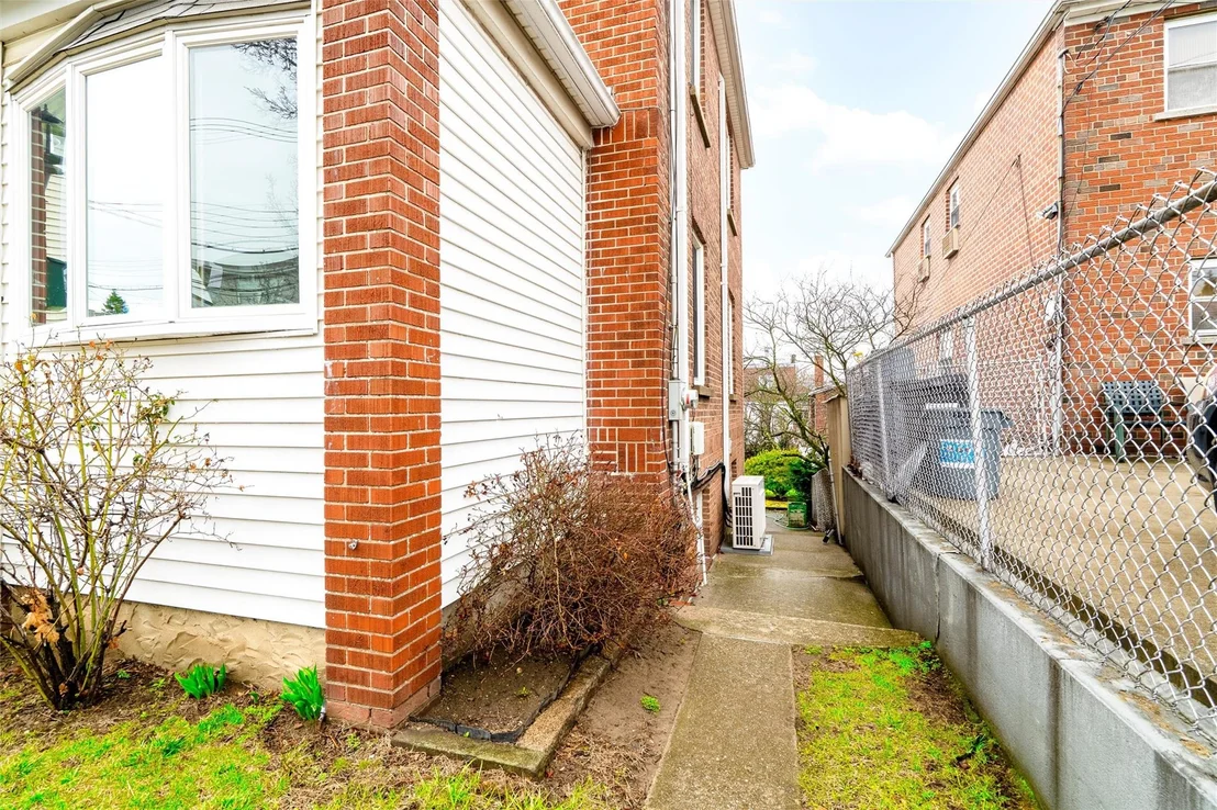 Photo of 740 Logan Avenue