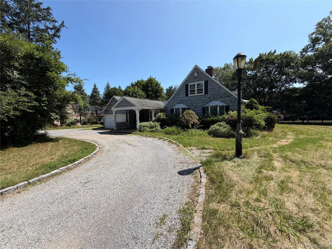 Photo of 2212 Route 106