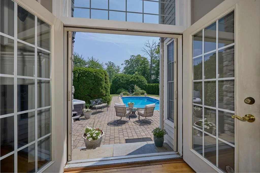 Photo of 57 Coachlight Drive