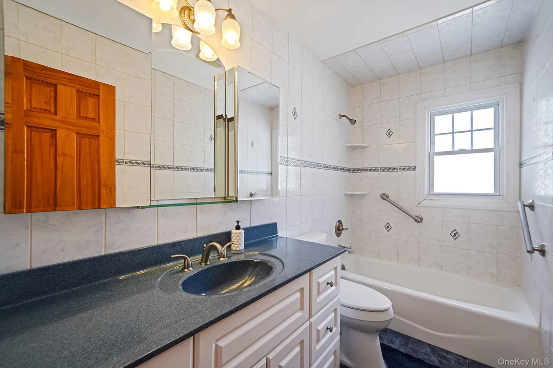 Photo of 34 Oxbow Road