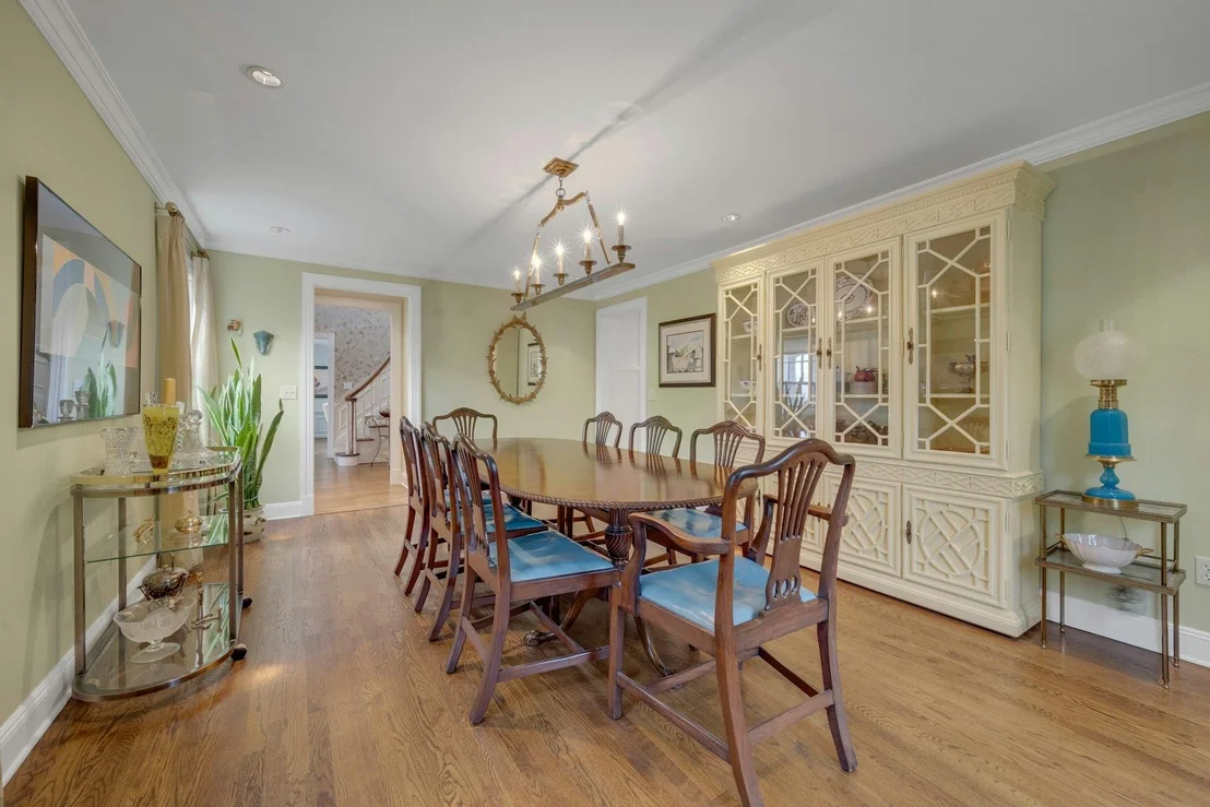 Photo of 280 Beverly Road