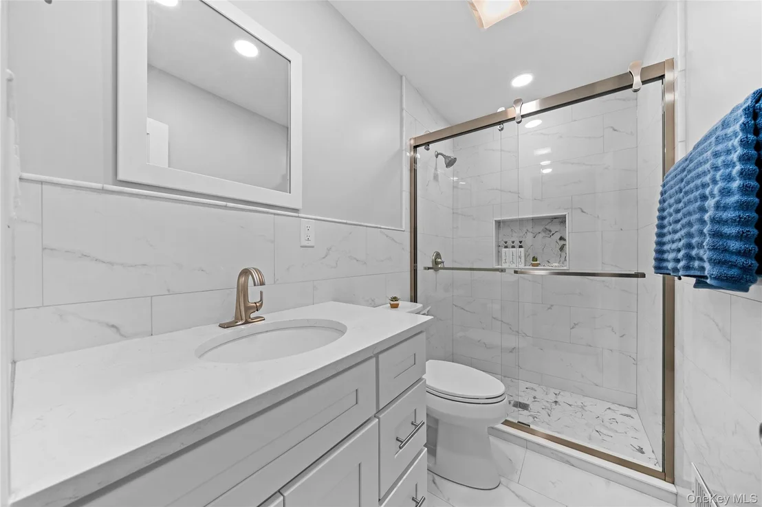 Photo of 156 Cabot Road