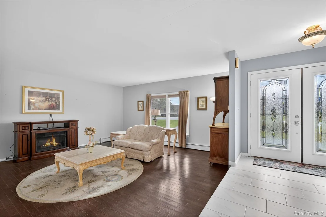 Photo of 120 Pine Tree Road
