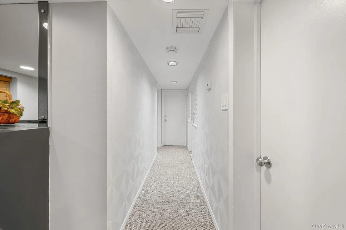 Photo of 1 Cortland Avenue