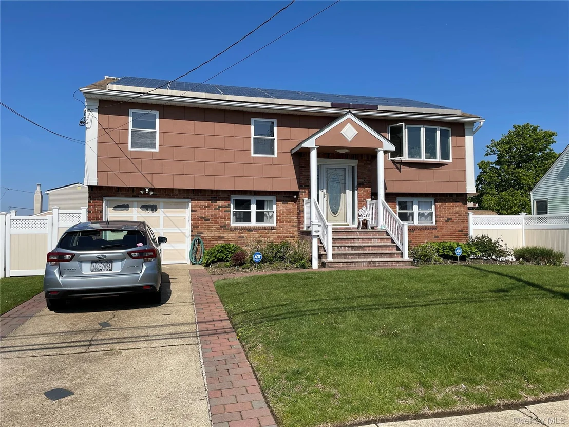 Photo of 84 Surf Road