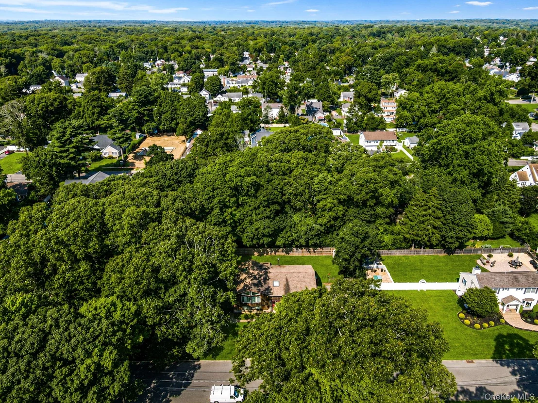 Photo of 48 Oak Avenue
