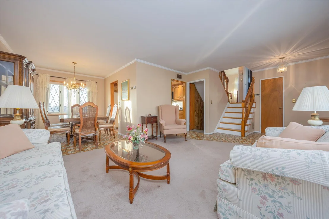 Photo of 14 Montclair Road