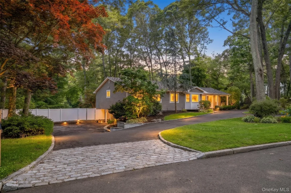 Photo of 2 Rawlings Drive