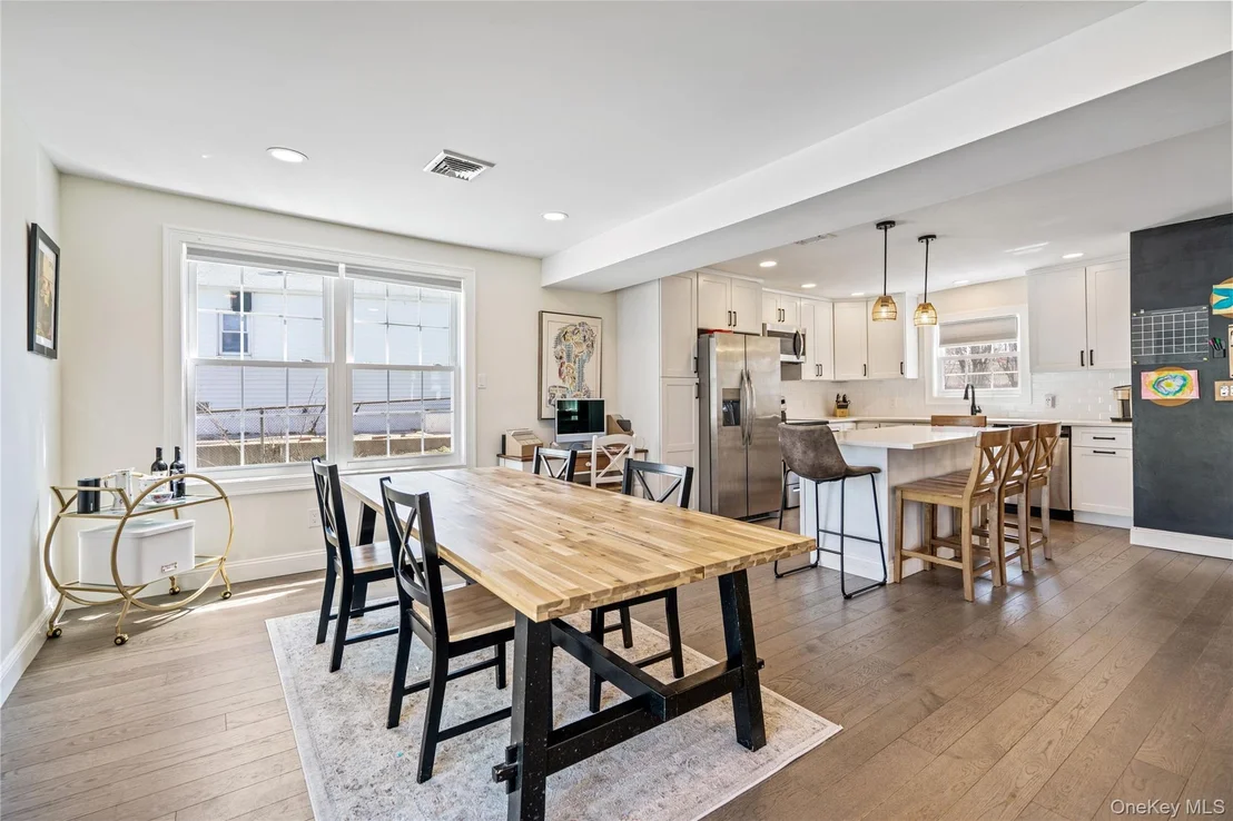 Photo of 107 Newman Street