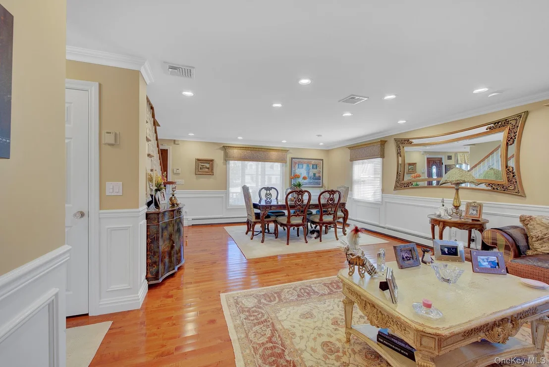 Photo of 12 Crabtree Lane