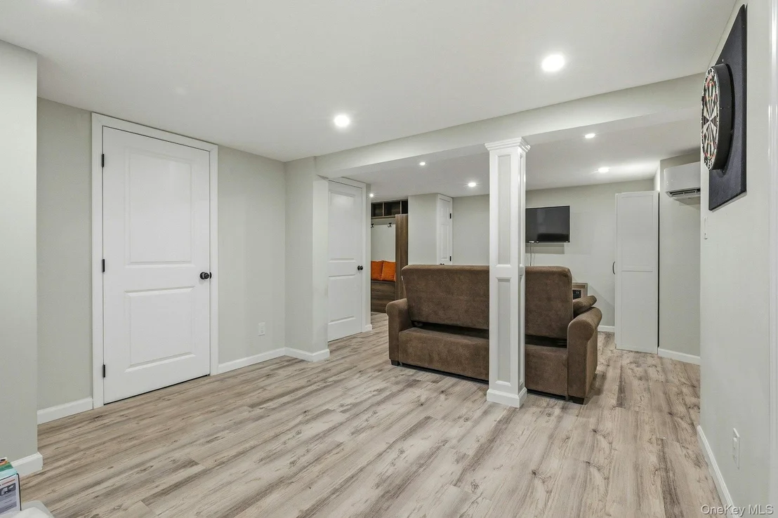 Photo of 5 Orient Road