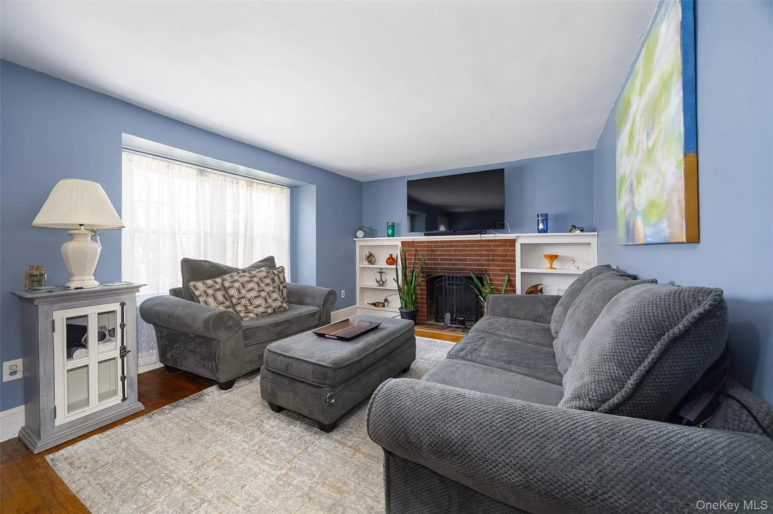 Photo of 14 Van Wert Place