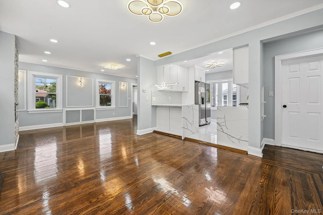Photo of 73 Broadway