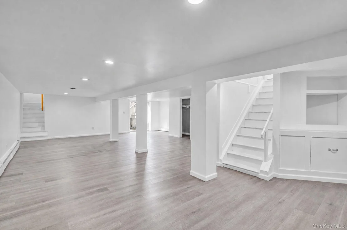 Photo of 20 Dolphin Way