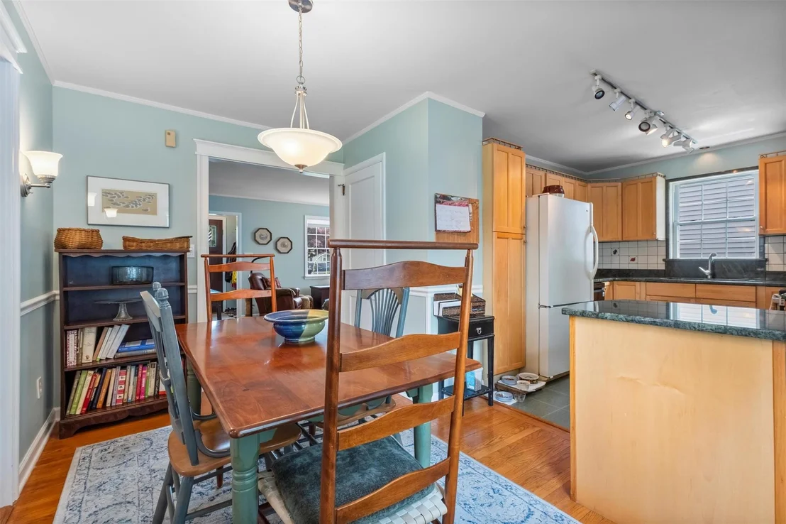 Photo of 7 Wilson Boulevard