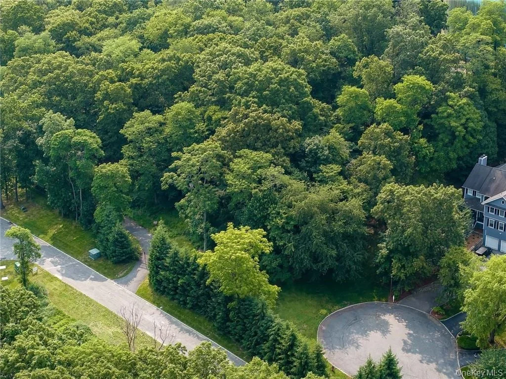 Photo of 98 Roundabend Road