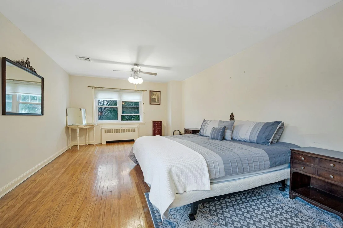 Photo of 413 Stellar Avenue