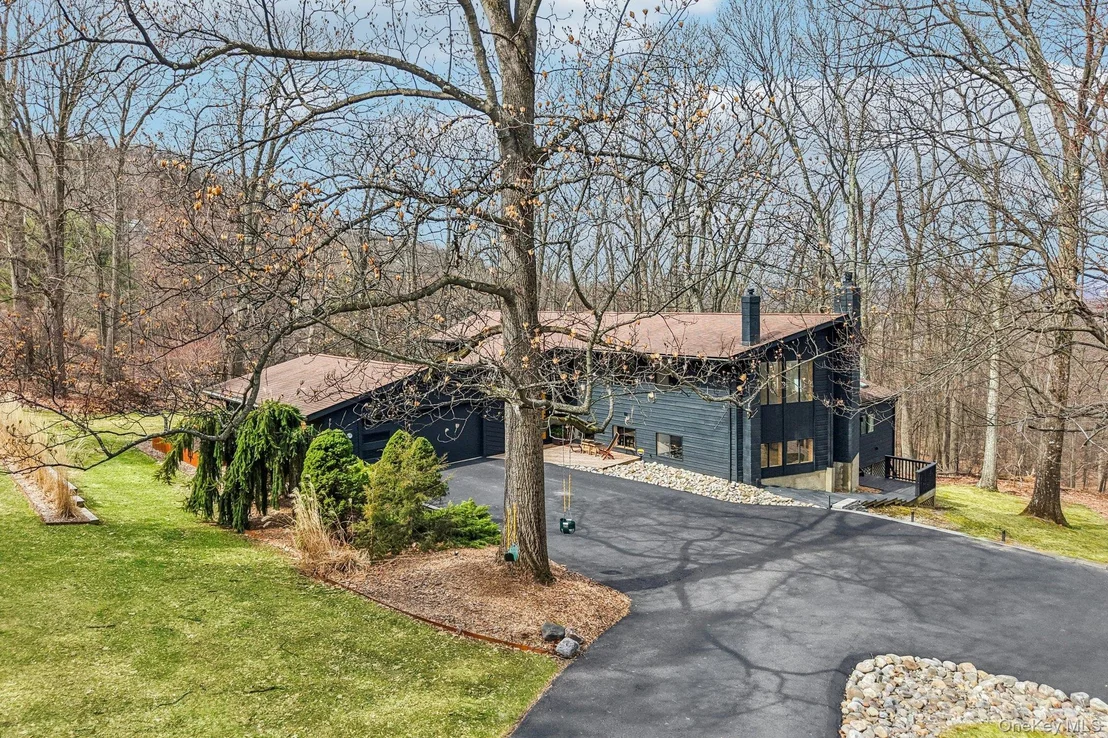 Photo of 4 Mountain Brook Road