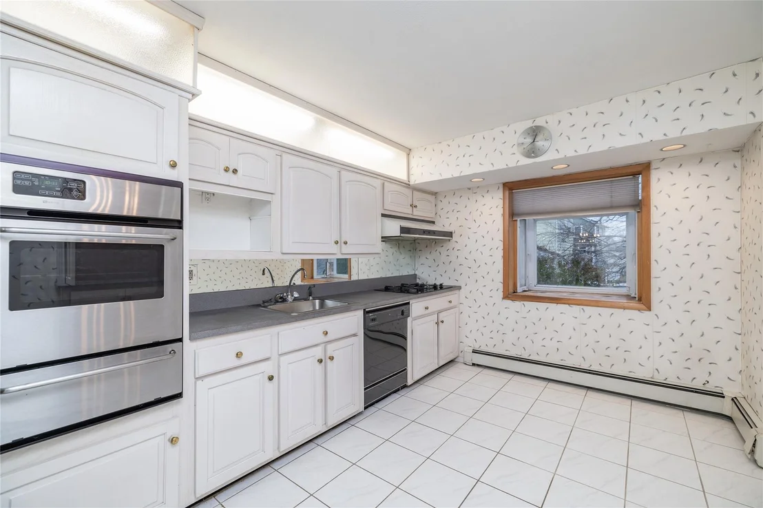 Photo of 264 Branch Avenue
